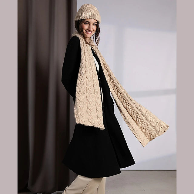 Hat and Scarf Luan by Pascuali Designs
