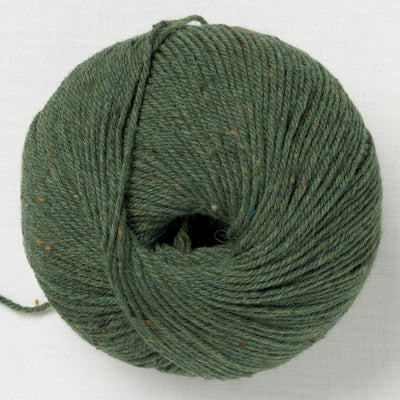 Universal Yarn Deluxe Worsted Superwash Tweed 905 Pine