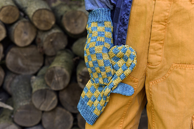Checkmate Mitts by Ann-Marie Baker