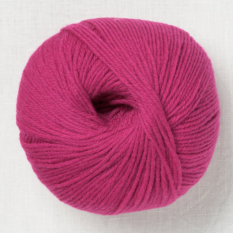 Universal Yarn Deluxe Worsted Superwash 743 Bashful Pink