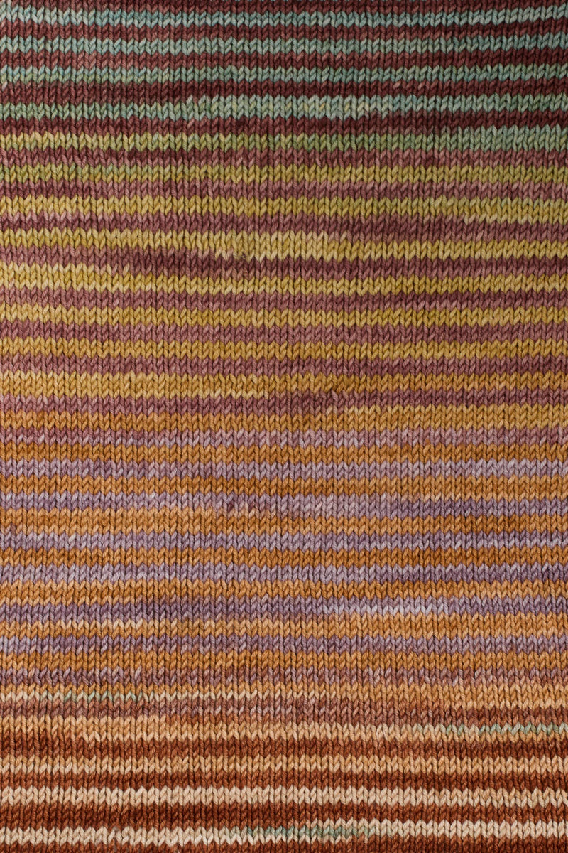 Urth Yarns Uneek DK 6036 swatch