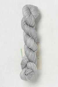 Urth Yarns 16 Fingering N80