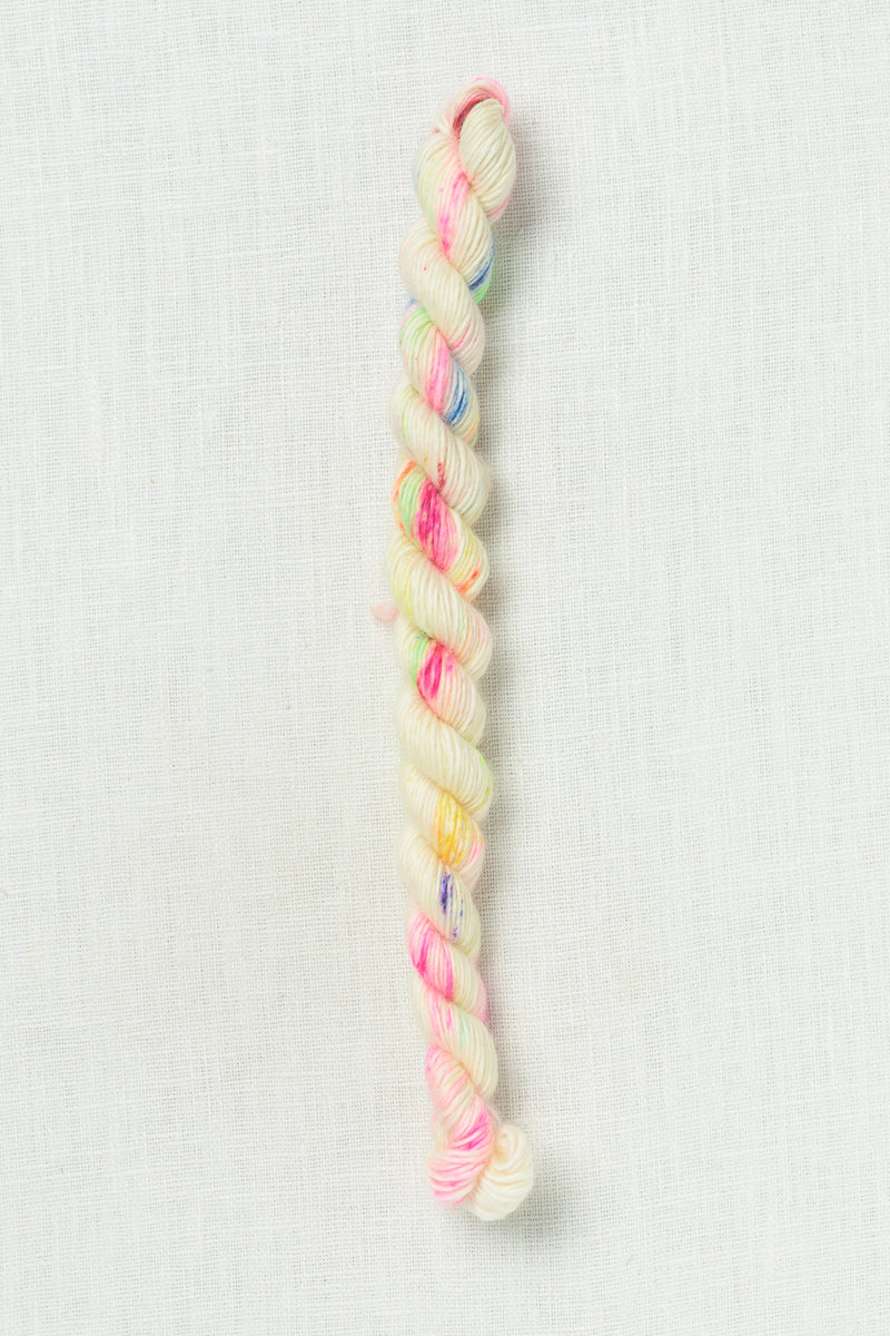 Madelinetosh Unicorn Tails Umbrella Sky (Core)