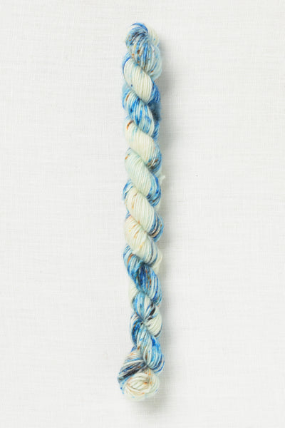 Madelinetosh Unicorn Tails Lyra Silvertongue
