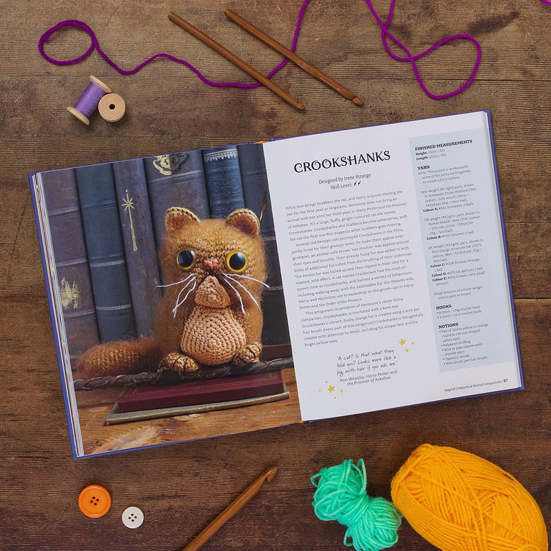 Harry Potter: The Official Book of Crochet Amigurumi by Jody Revenson