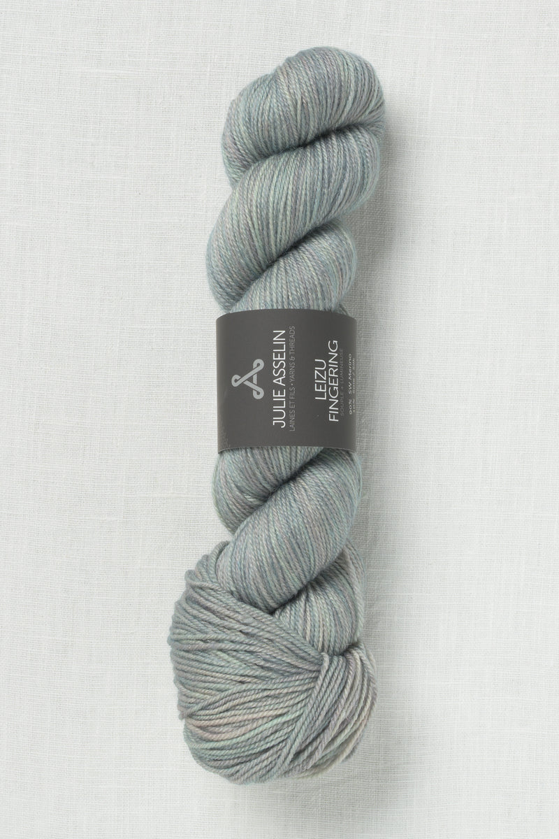 Julie Asselin Leizu Fingering Sea Smoke