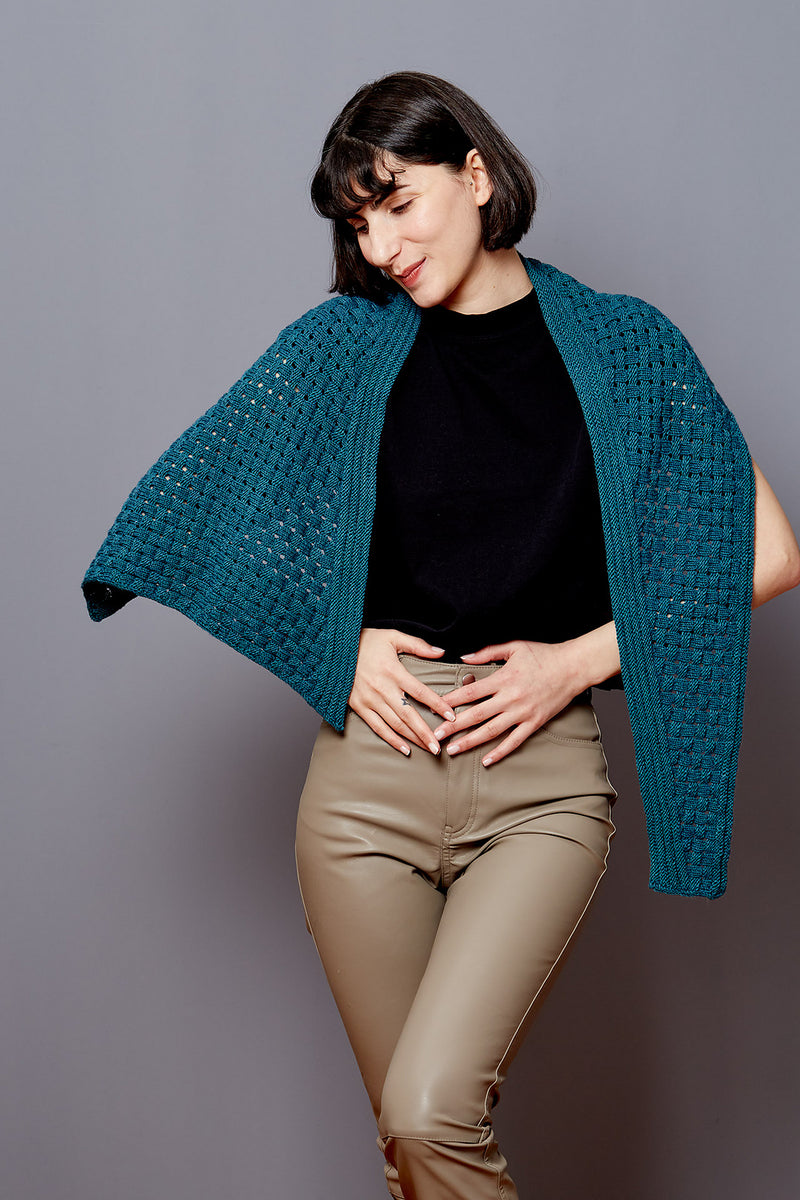 Attabi Shawl by Nina Holubcova