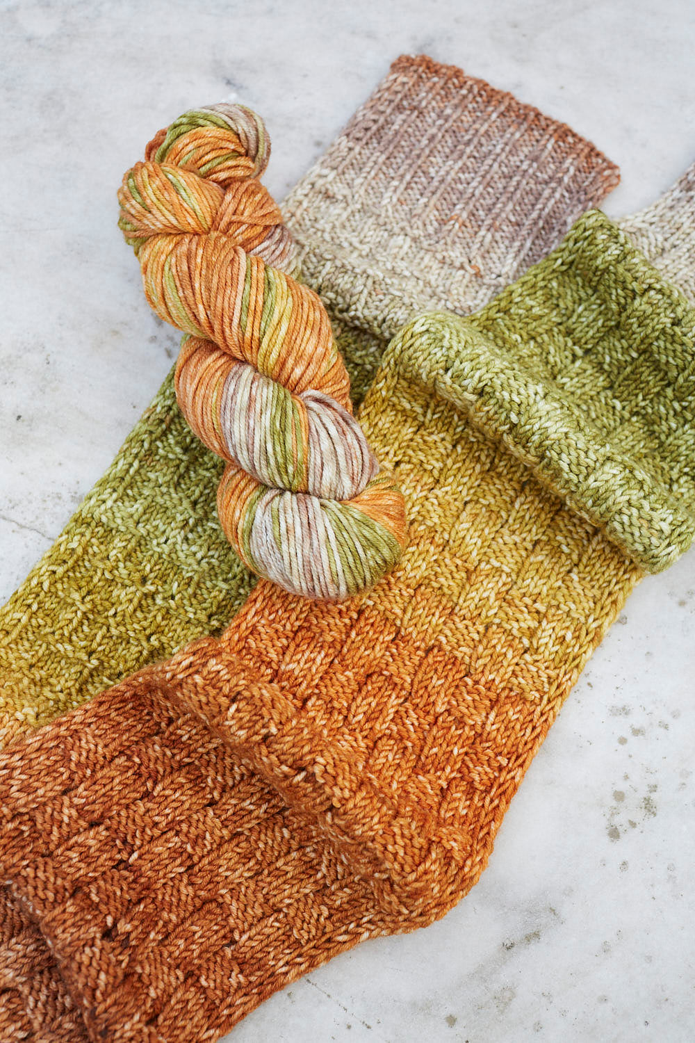 Attabi Scarf by Nina Holubcova
