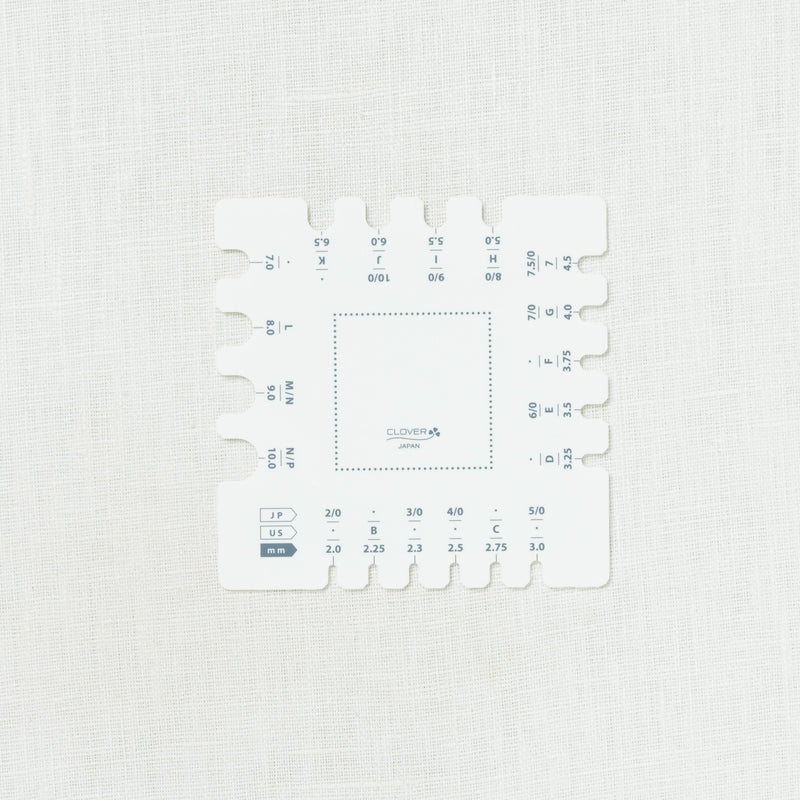 Clover Swatch Ruler and Needle Gauge