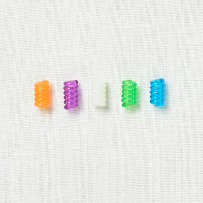 Clover Coil Knitting Needle Holder (Small)