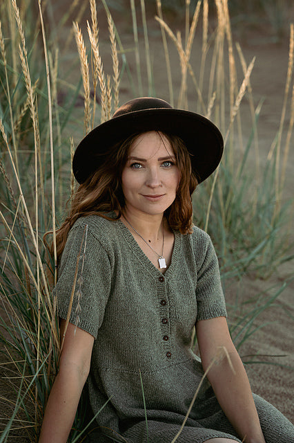 Laine Unfolding Landscapes: 17 Knits for the Road by Ronja Hakalehto