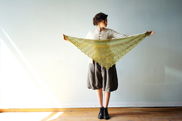 Alaria Shawl by Leah B. Thibault