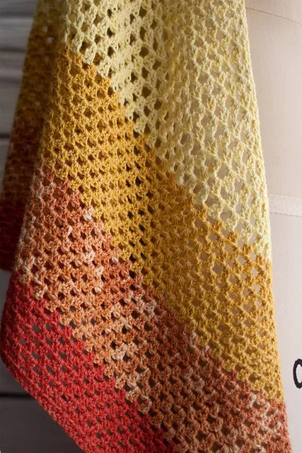 Augusta Shawl by Andrea Mules