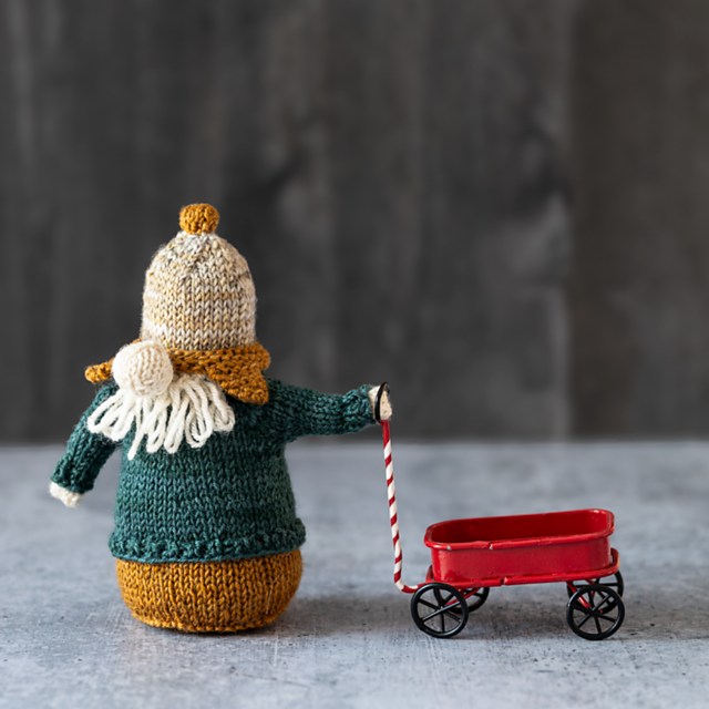The Gnomes of Grimblewood By Sarah Schira