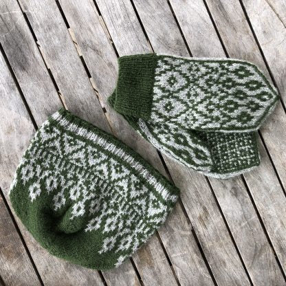 Redd Barna – Hat and Mittens