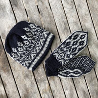 Redd Barna – Hat and Mittens
