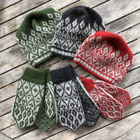 Redd Barna – Hat and Mittens
