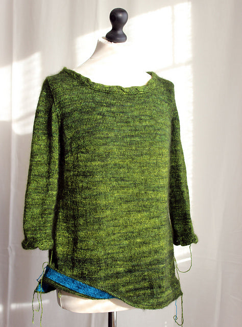 Åsa Tricosa Ziggurats: 16 Elegantly Seamless Knits