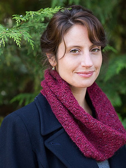 Walking Rib Cowl & Muffler by Churchmouse Yarns and Teas
