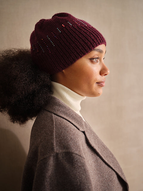 Laine Beaded Colourwork: A Modern Approach to Knitting with Beads by Jeanette Sloan