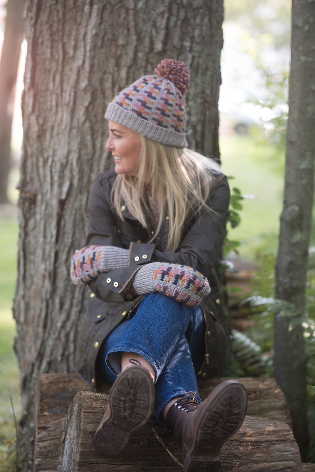 Branbury Hat and Mitts by Amy Christoffers