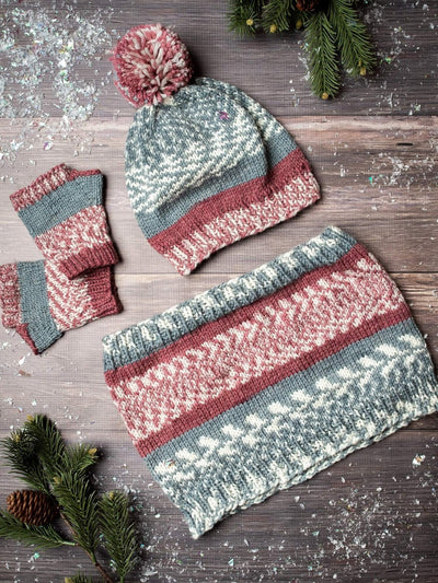 Fair Isle Cowl (Knit) by Lion Brand Yarn