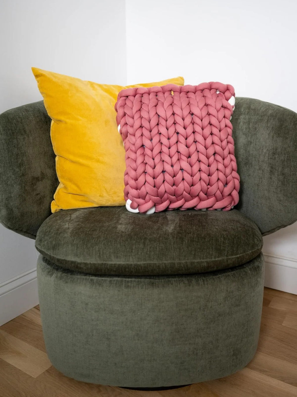 Two-Color Pillow (Knit) by Lion Brand Yarn