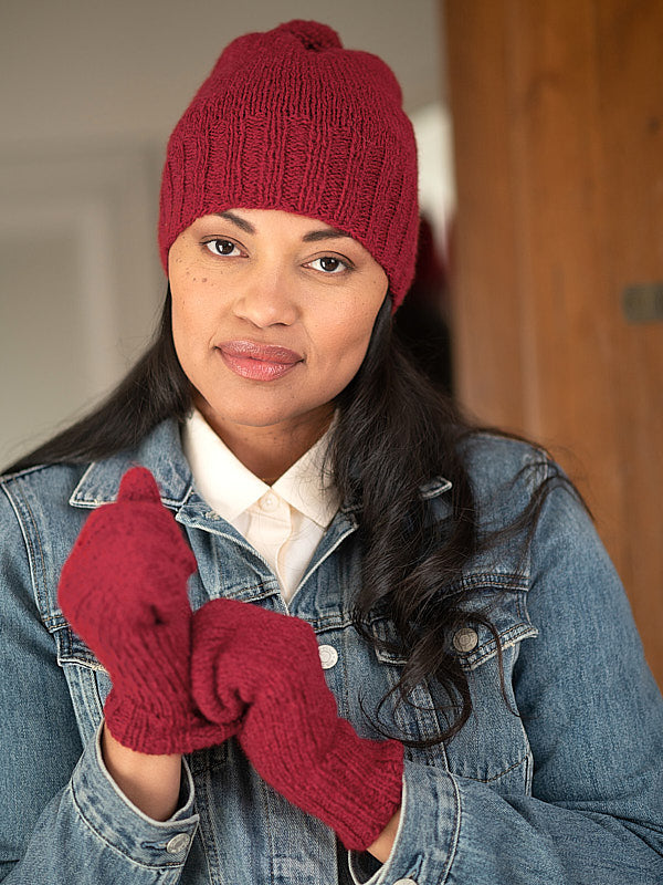 Maitake Hat and Mittens by Åsa Buchta
