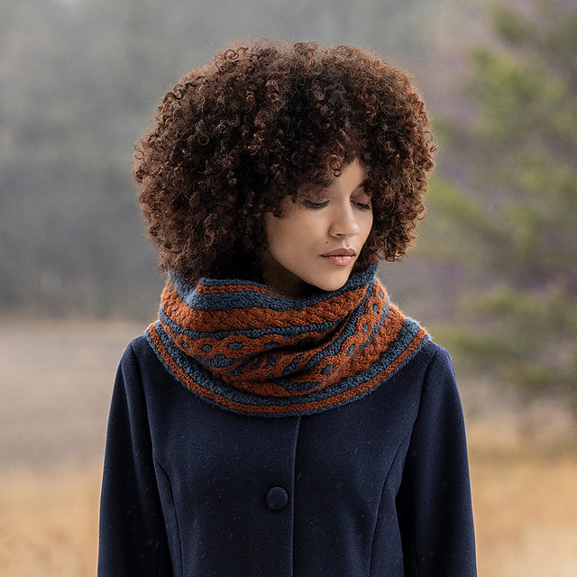 Kenosha Cowl by Sarah Kenyon