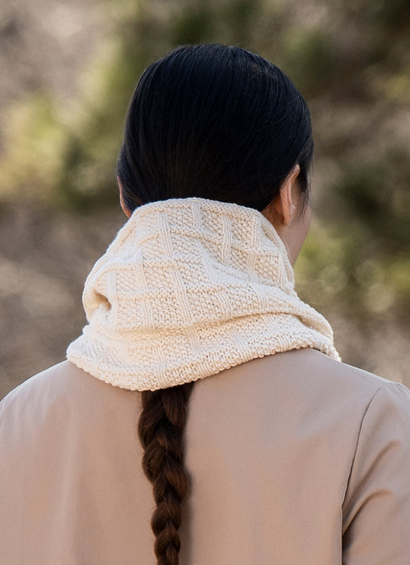 Porcelain Cowl by Bobbi IntVeld