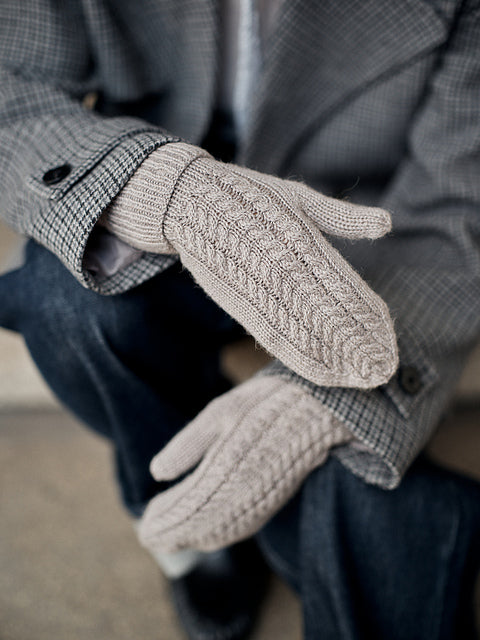 Laine Foundations: 20 Knitted Accessories by Sari Nordlund