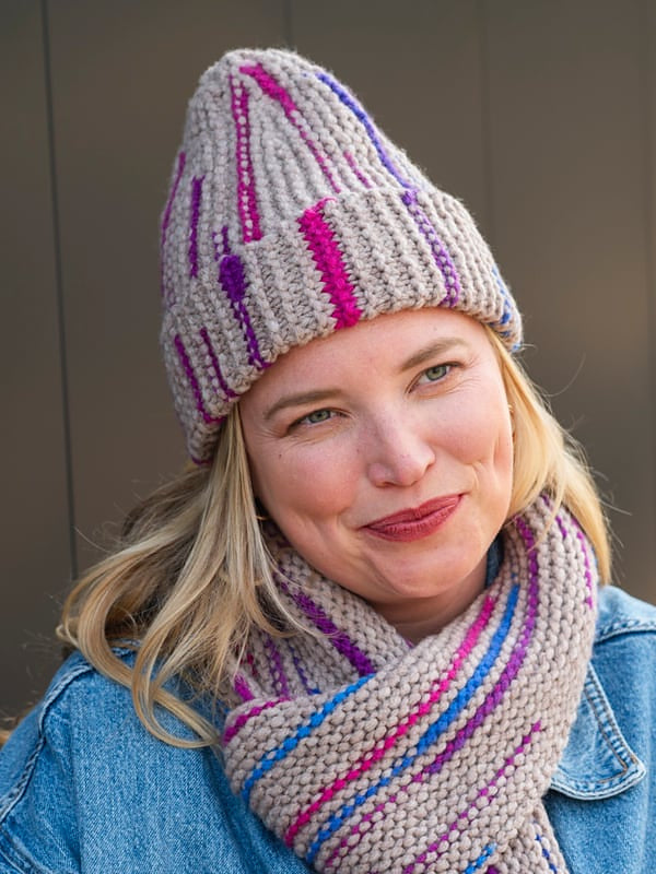 Sideline Scarf and Hat by Åsa Buchta