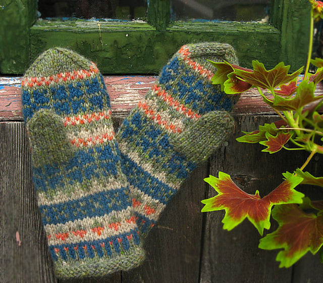 Adult Baltic Mittens by Peace Fleece