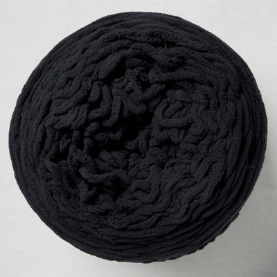 Lion Brand Cover Story 155G Obsidian