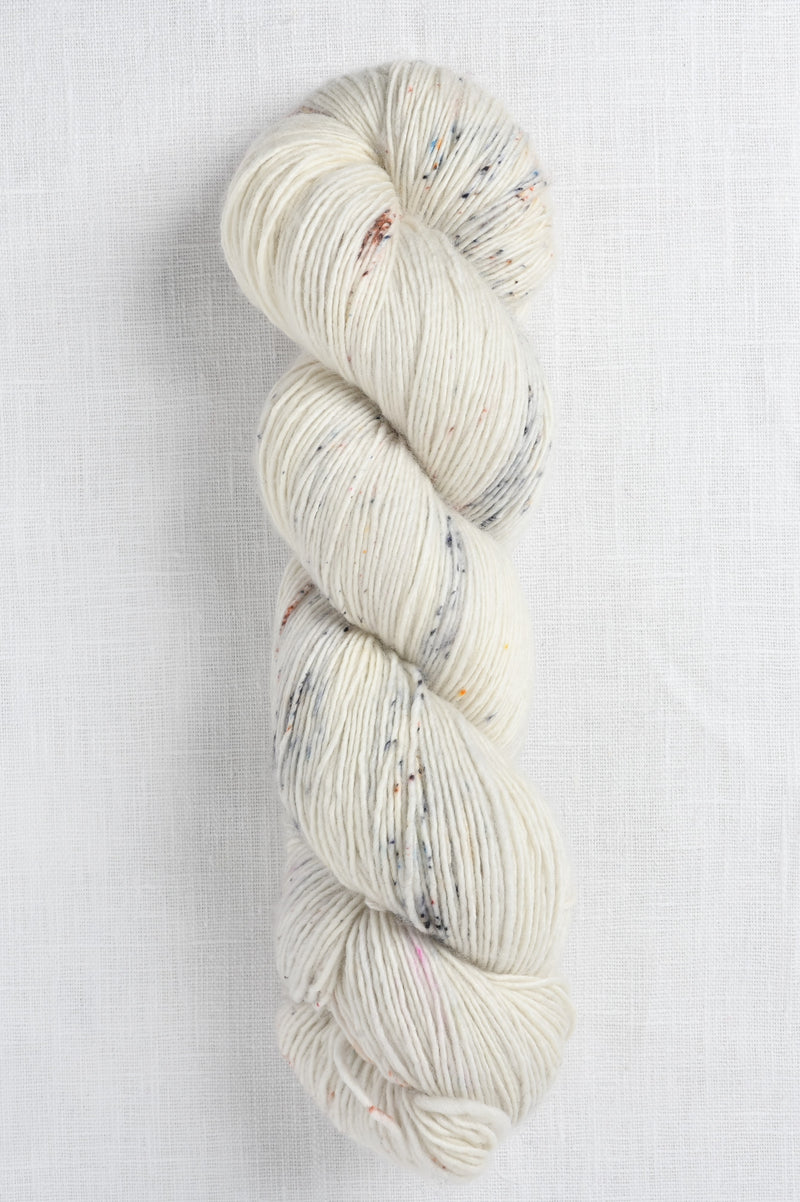 Madelinetosh Tosh Silk Cloud Horn (Core)