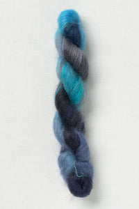 Urth Yarns Bonmoher Moonlight