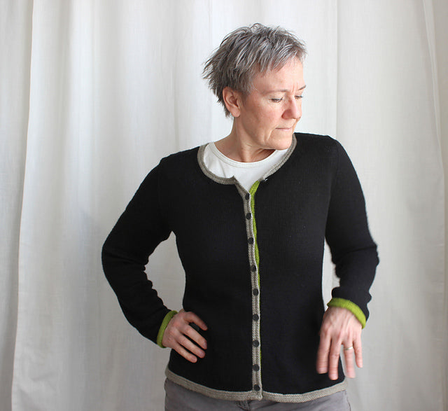 Åsa Tricosa Ziggurats: 16 Elegantly Seamless Knits