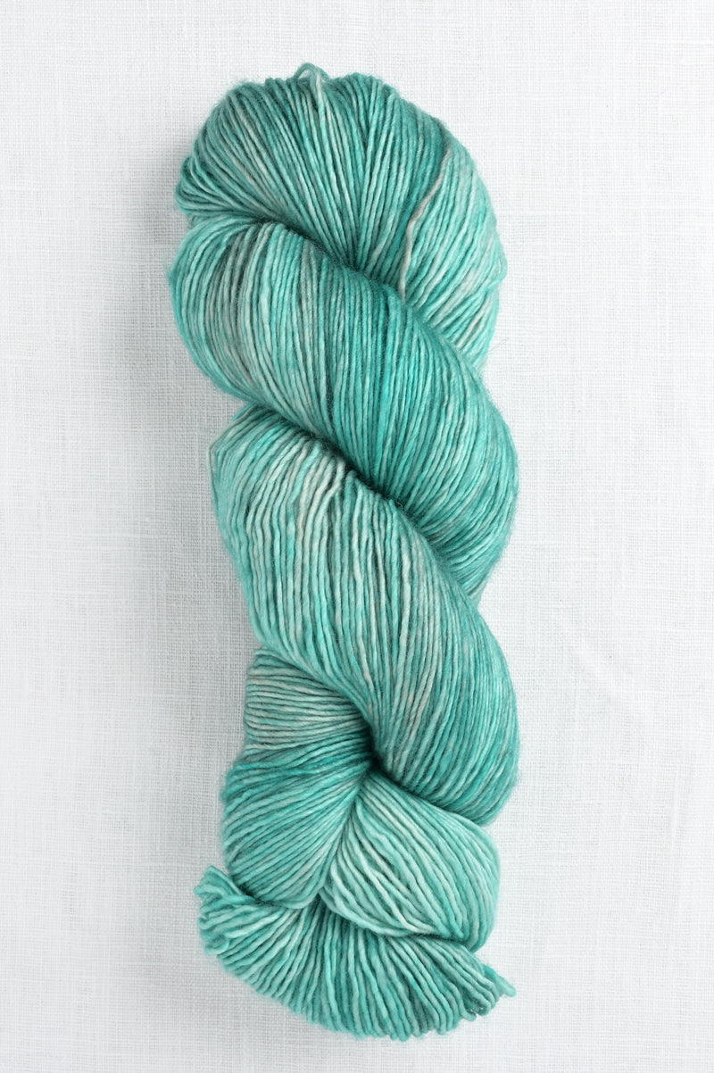 Madelinetosh Biggie Hosta Blue (Core)