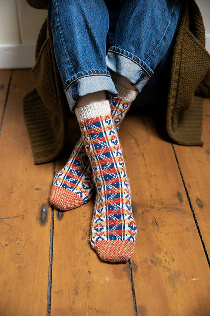 Grand Shetland Adventure Knits by Gudrun Johnston and Mary Jane Mucklestone