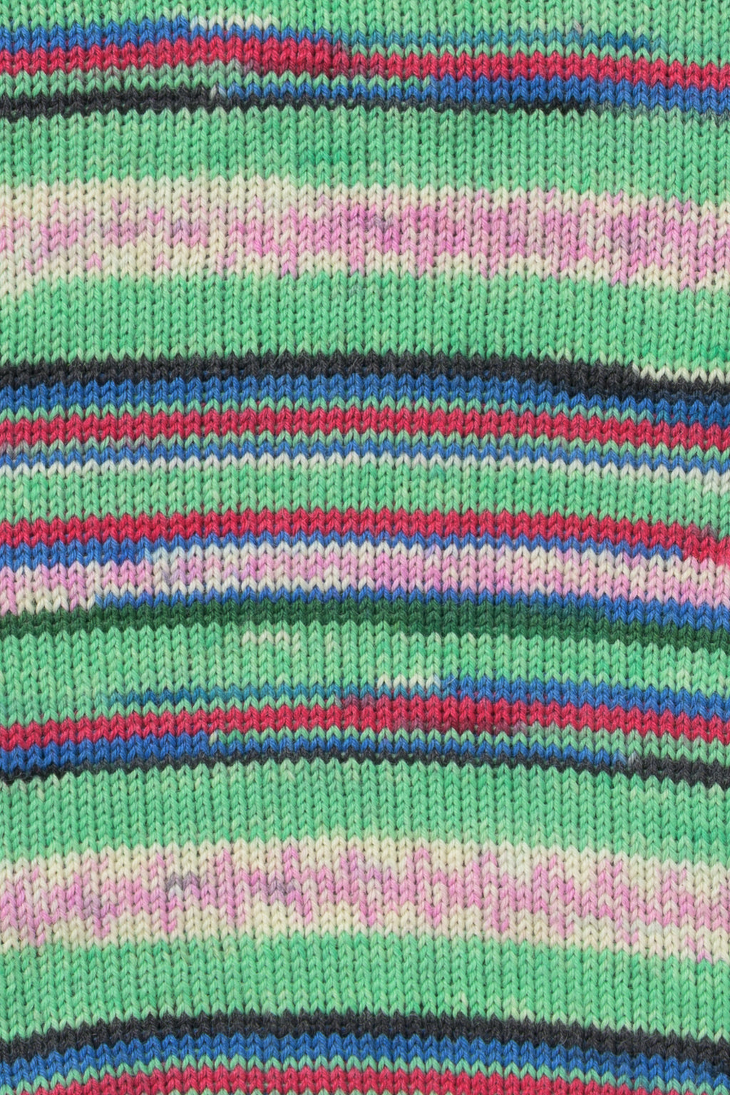 Arne & Carlos Socks & More 4ply Frost Night Color swatch