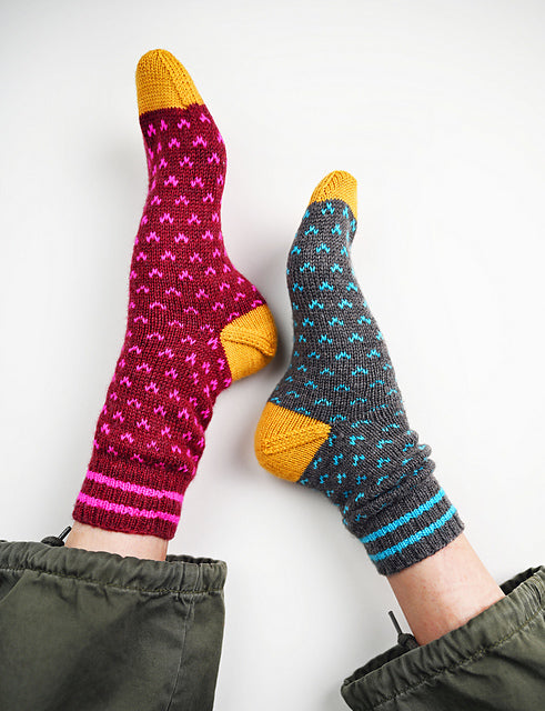 The Sock Obsession: Supercool Socks to Knit and Show Off by Summer Lee