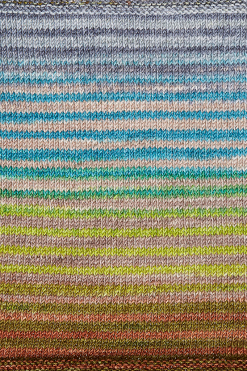 Urth Yarns Uneek Fingering 3030 swatch