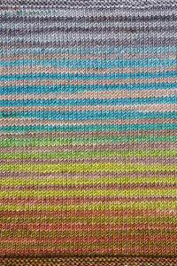 Urth Yarns Uneek Worsted 4030 swatch