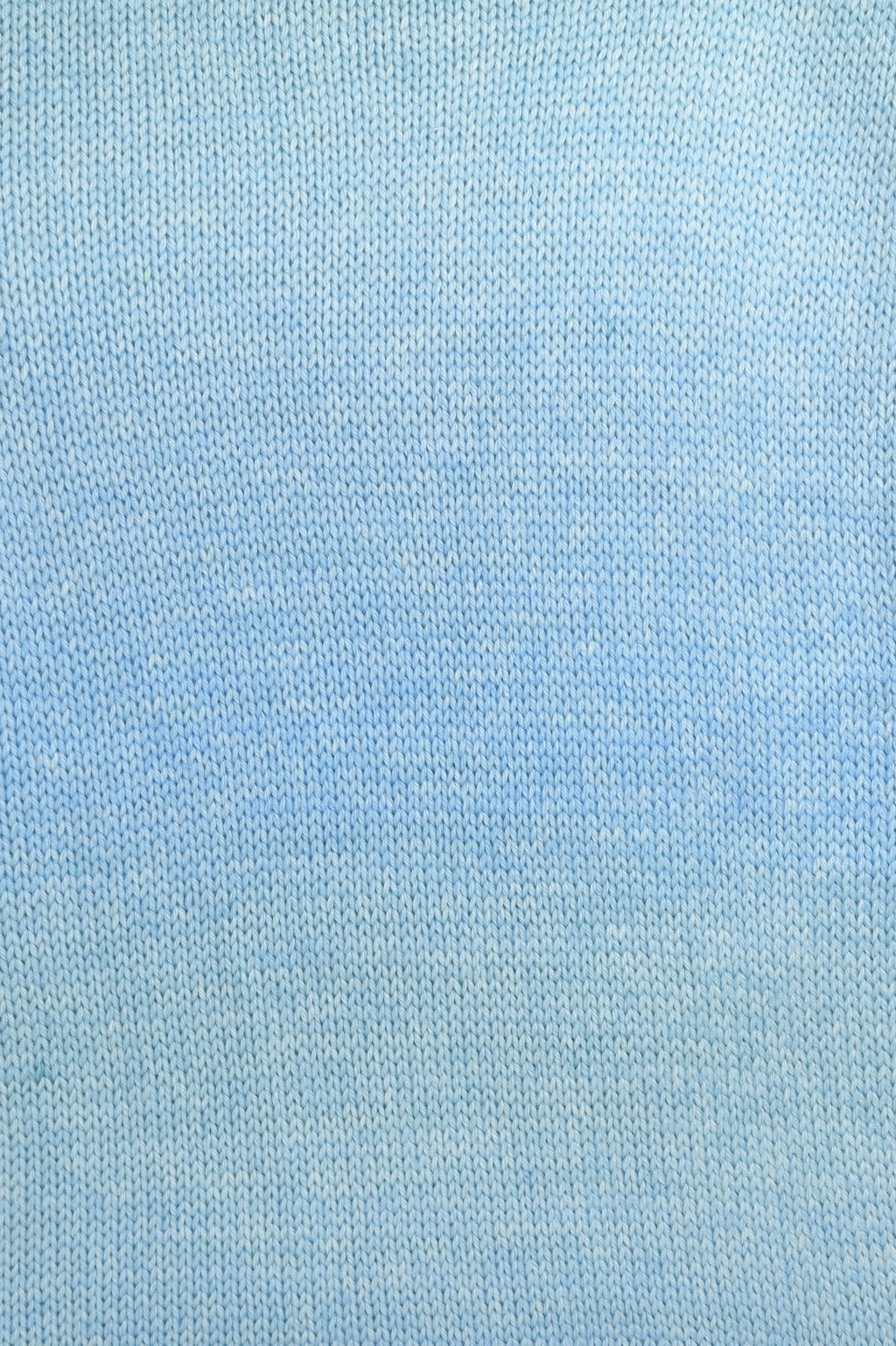 Lang Yarns Merino 200 Bebe Color 421 Blue Fade swatch