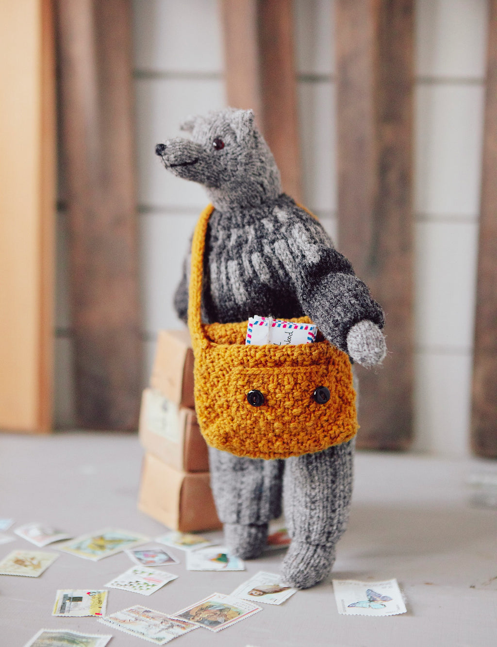 Laine Mouche & Friends: Seamless Toys to Knit & Love by Cinthia Vallet