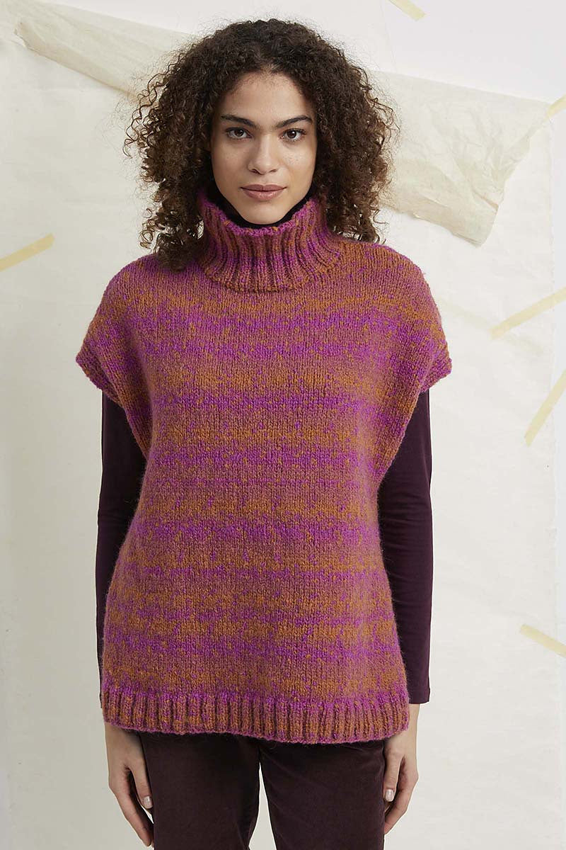 PTO-043_07 Geode Poncho