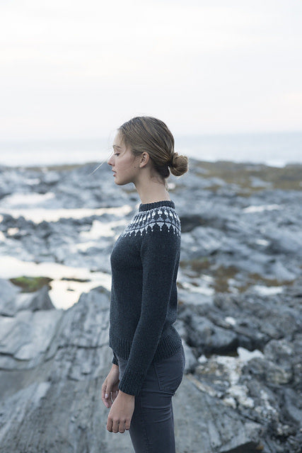 Lighthouse Pullover