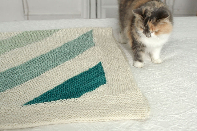 Salida del Sol Throw