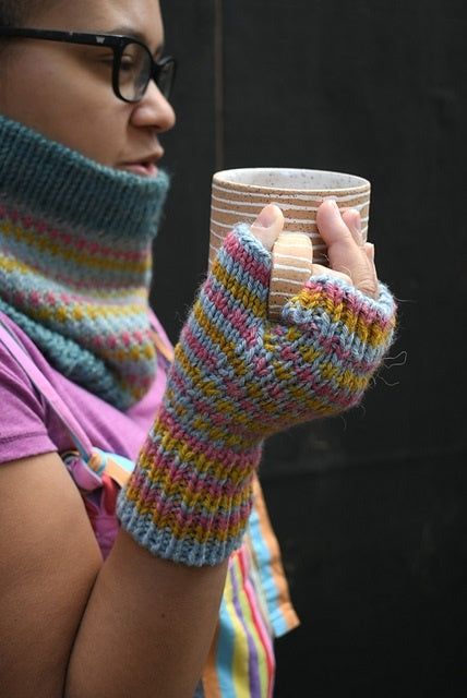 Arfordir Cowl and Mitts