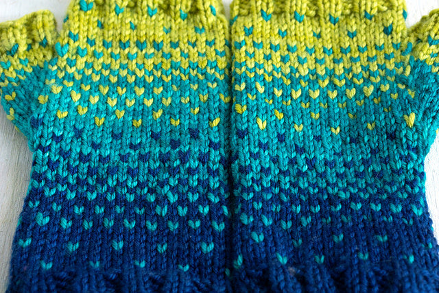 Drops of Spring Mitts